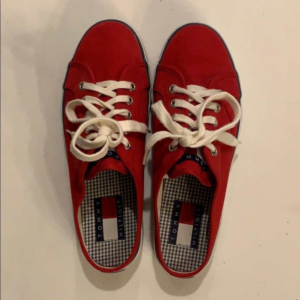 Tommy Hilfiger Canvas Top Slip On Smeakers